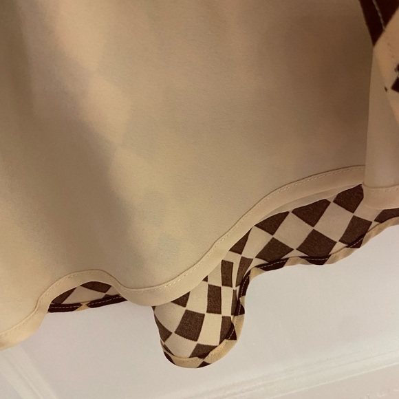 Checkered Mini Dress with Cut Out - Picture 5 of 6